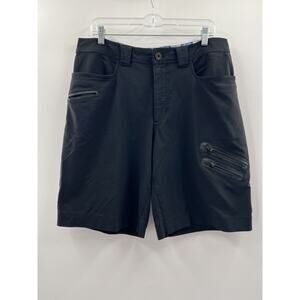 Lululemon Men’s Black Mini Stripe Commuter Shorts Zip Pockets 11” Inseam Size 36